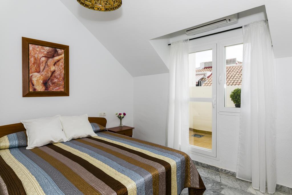 Weforyou Real Del Tivoli Two Rooms Benalmádena Kültér fotó